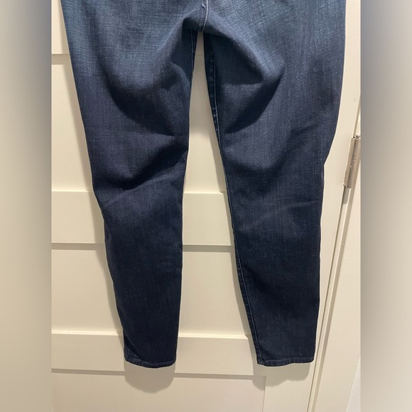 GOOD AMERICAN Good Legs Skinny Jeans - Picture 10 of 10